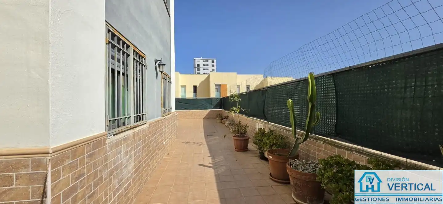 Terraza de Planta baja de alquiler en Paterna con Aire acondicionado, Calefacción y Terraza