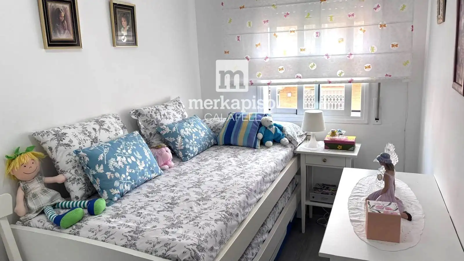 Habitación de Ático en venta en Nucli Antic