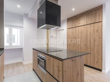 Flat with lift to rent in Barrio de Salamanca
