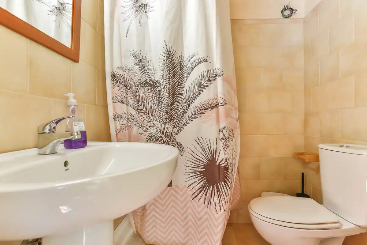 Bathroom of Country homes for sale in Aguilar de Segarra  with Heating, Swimming Pool and Internet