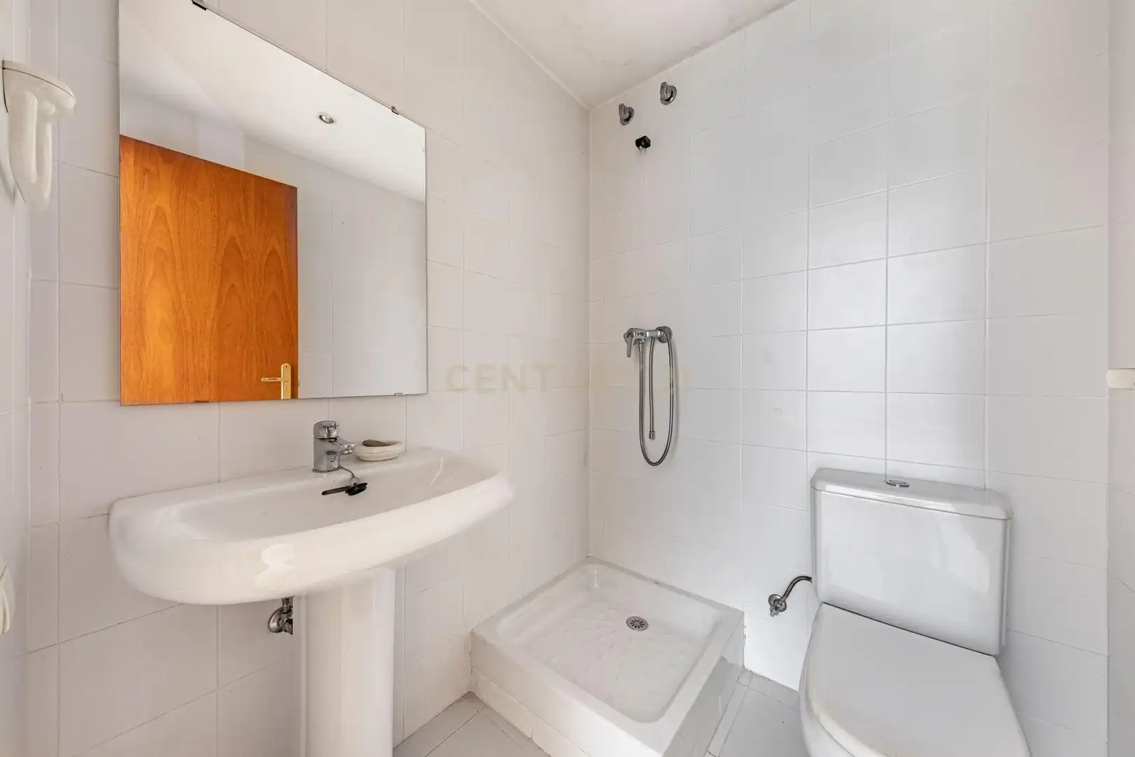 Bathroom of Flat for sale in La Roca del Vallès