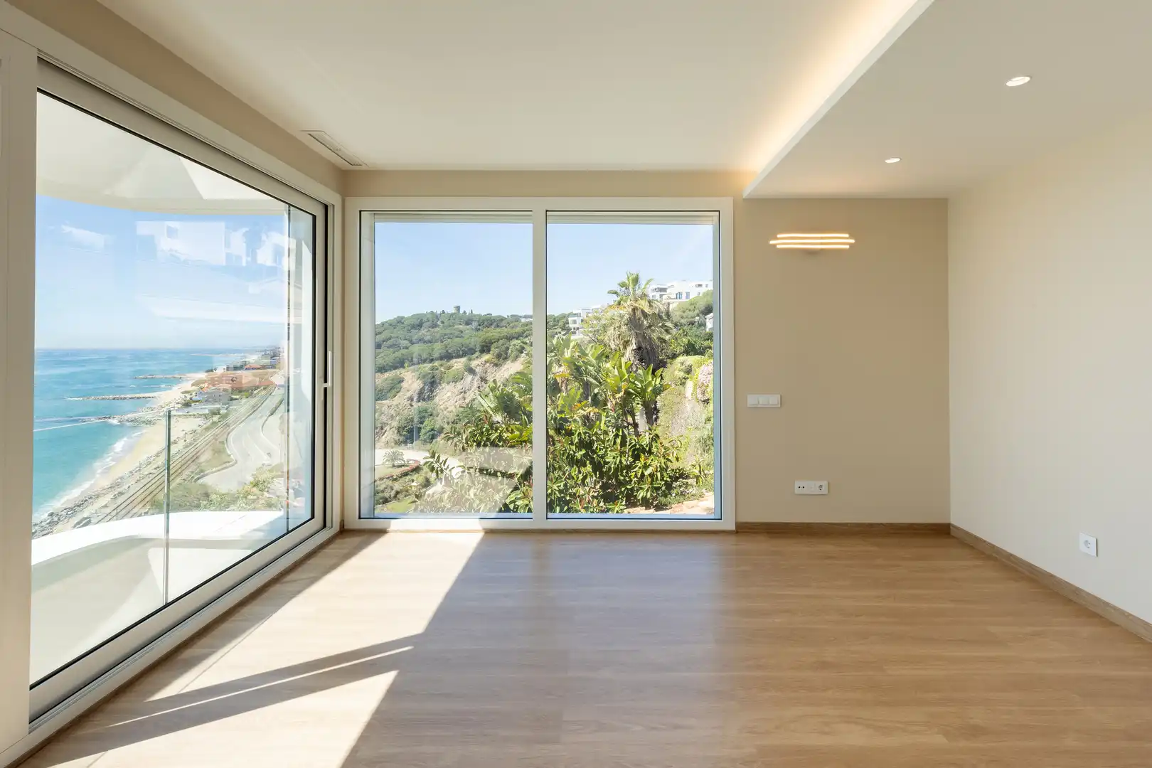 Sala de estar de Casa o chalet en venta en Arenys de Mar con Aire acondicionado, Calefacción y Terraza