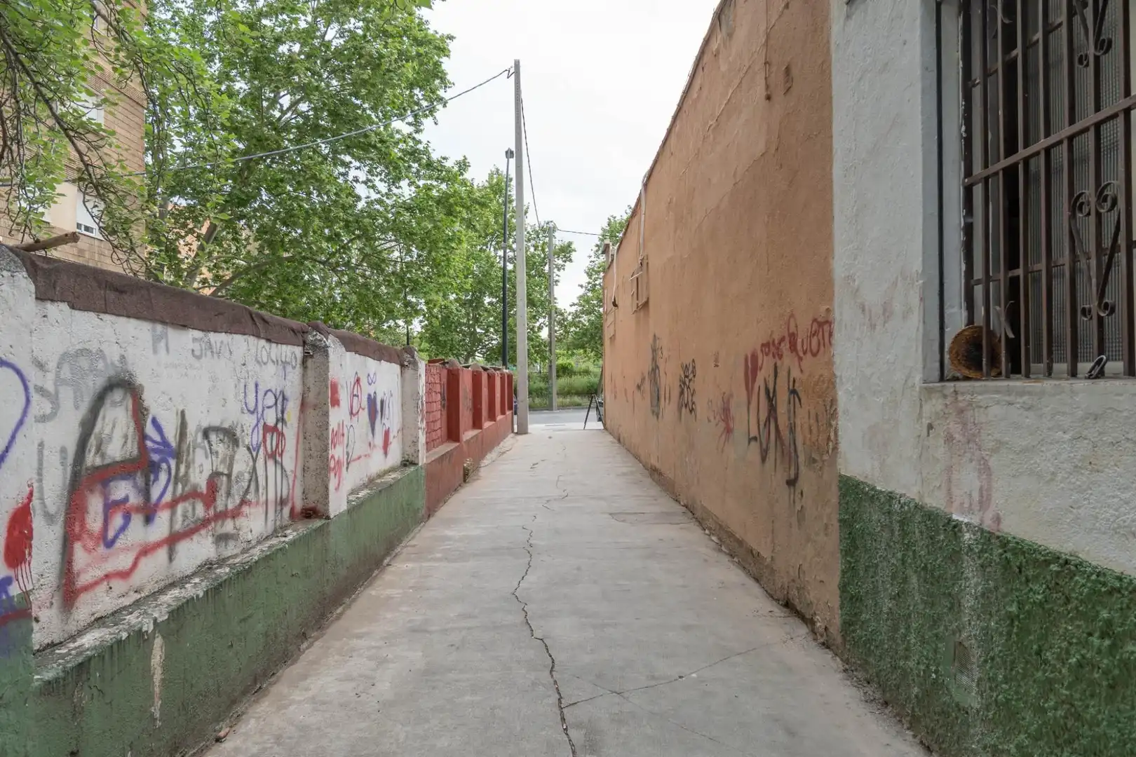 Außenansicht von Geschaftsraum zum Verkauf in Granada