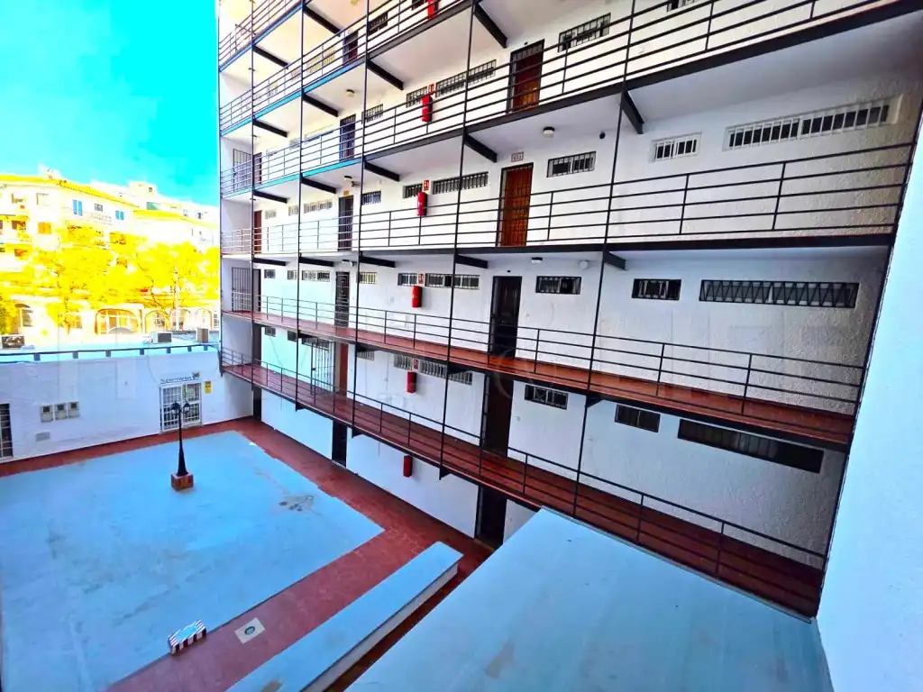 Vista exterior de Apartamento en venta en Benalmádena con Jardín privado, Terraza y Piscina