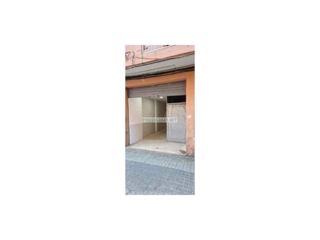 Local comercial en Venta en Calle Alcañiz en Torrefiel