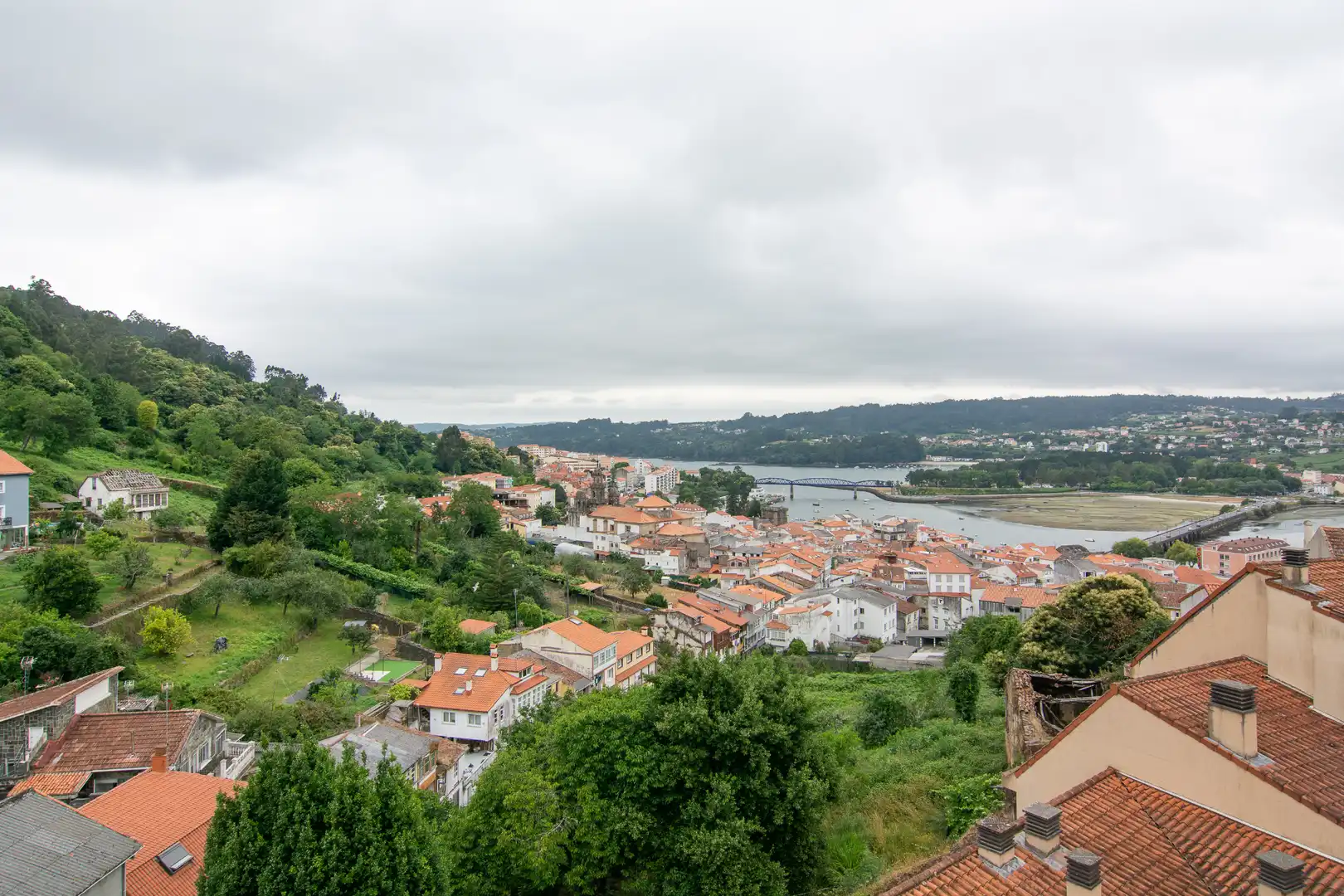 Vista exterior de Dúplex en venta en Pontedeume con Calefacción, Parquet y Trastero