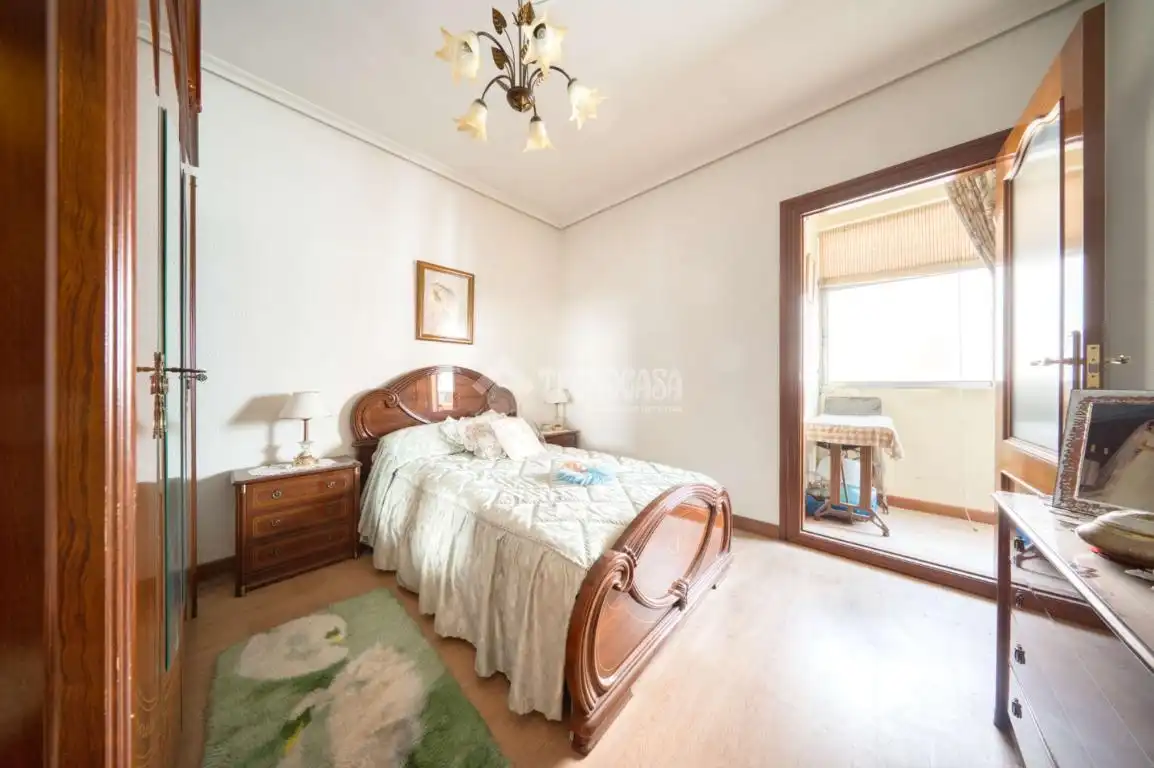 Schlafzimmer von Wohnung zum Verkauf in Valladolid