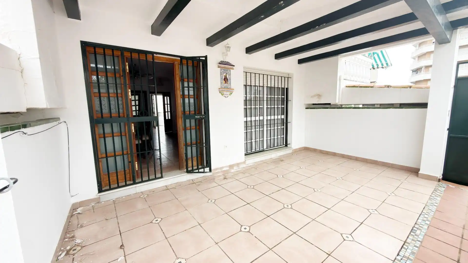 Casa adosada de alquiler en Punta Umbría con Terraza y Piscina comunitaria