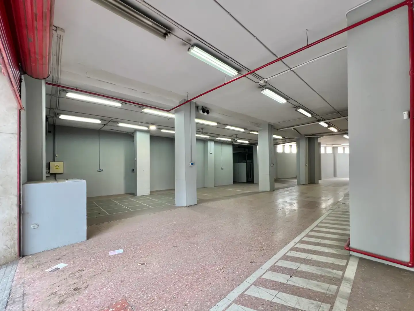 Local comercial en venda a Avinguda de Marià Fortuny 80, imagen 3