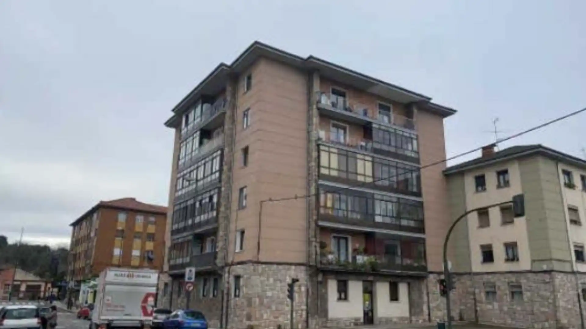 Vista exterior de Pis en venda en Oviedo 