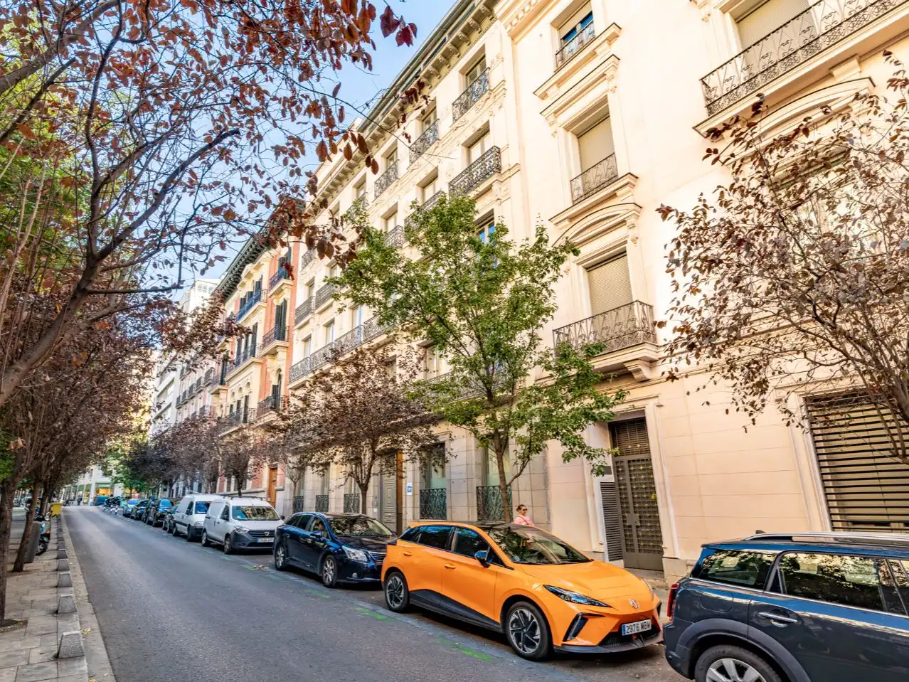 Außenansicht von Geschaftsraum zum Verkauf in Madrid