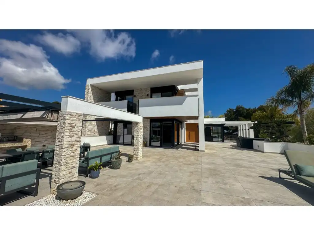 House with pool for sale in Urbanizacion V Martin Brisas 152, imagen 4