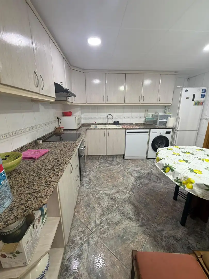 Küche von Wohnung zum Verkauf in Mislata mit Klimaanlage, Heizung und Terrasse