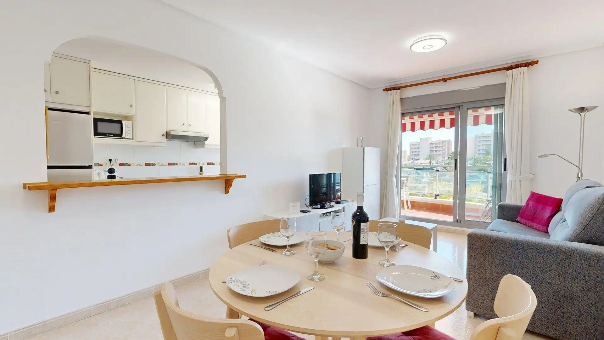 Dining room of Apartments for rent in Elche / Elx  with Air Conditioner, Heating and Private garden
