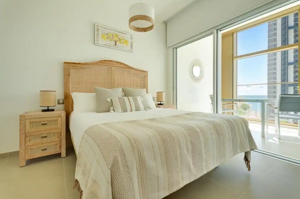 Bedroom of Flat for sale in Benidorm  with Air Conditioner, Heating and Private garden