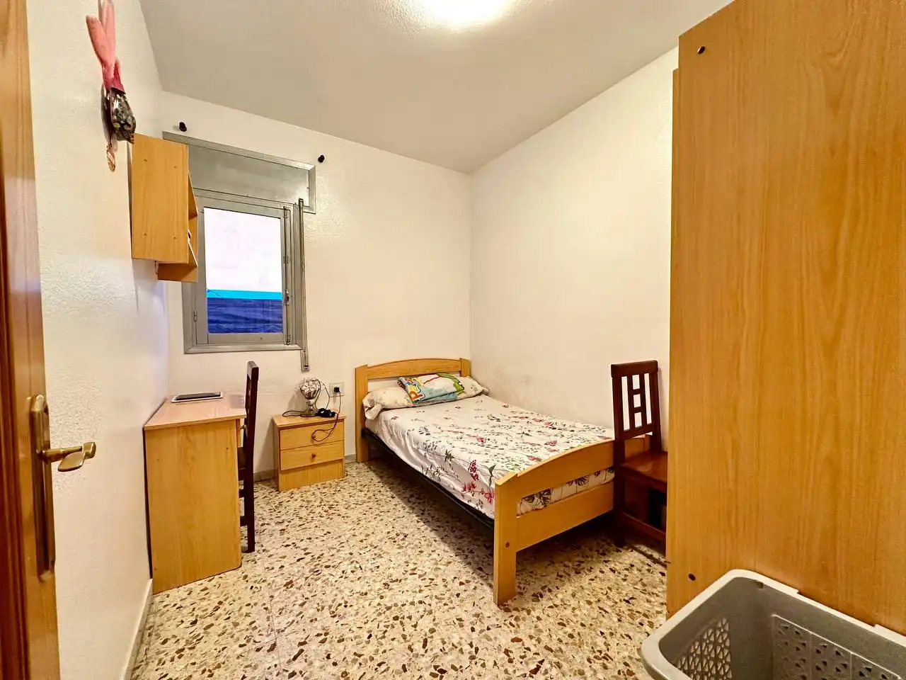Schlafzimmer von Einfamilien-Reihenhaus zum Verkauf in El Ejido mit Klimaanlage, Heizung und Privatgarten