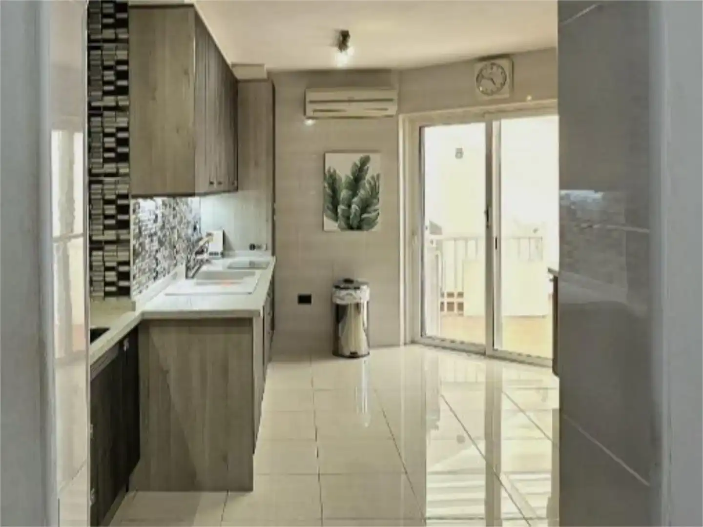 Cuina de Casa o xalet en venda en Adeje amb Aire condicionat, Jardí privat i Traster