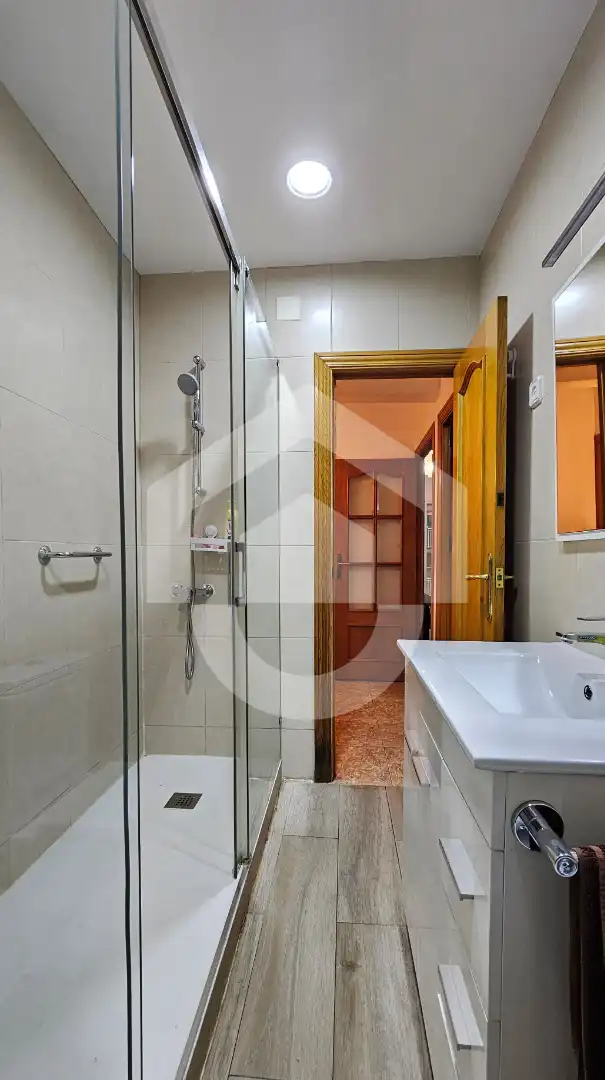 Flat with terrace for sale in Nou Barris, imagen 21