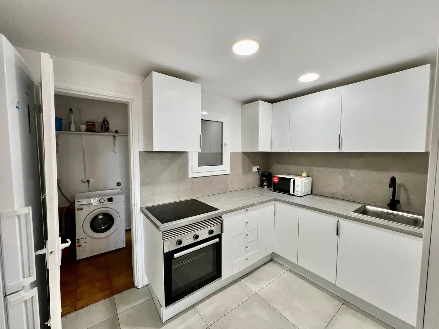 Kitchen of Flat for sale in Terrassa  with Balcony and Alarm
