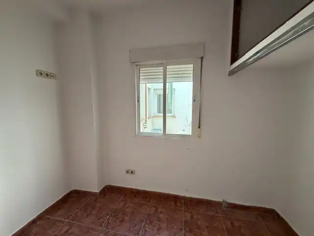 Flat for sale in Calle de los Bascones, imagen 16