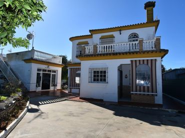 Xalet amb balcó en venda a Las Lagunas - Campano