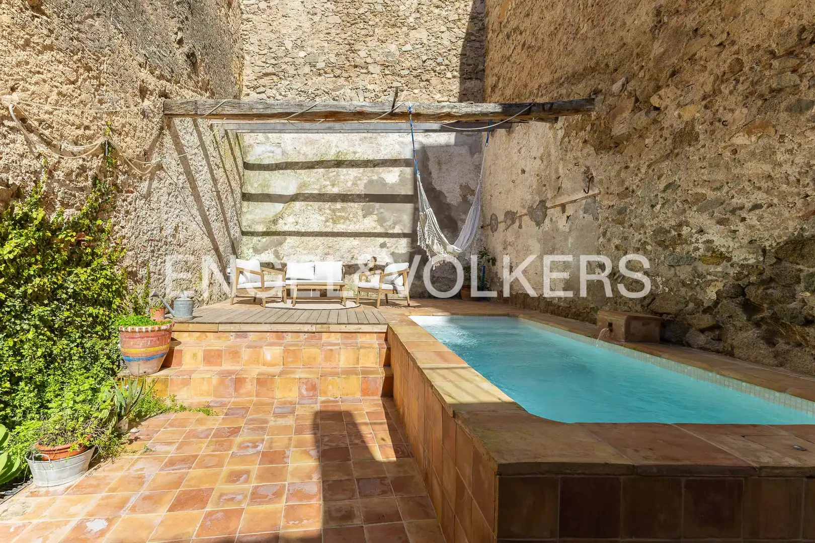 Swimming pool of Houses for rent in Sant Pol de Mar  with Air Conditioner, Heating and Parquet flooring