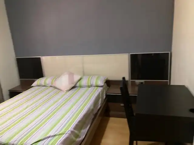 Habitación de Piso en venta en Badalona con Aire acondicionado, Calefacción y Terraza