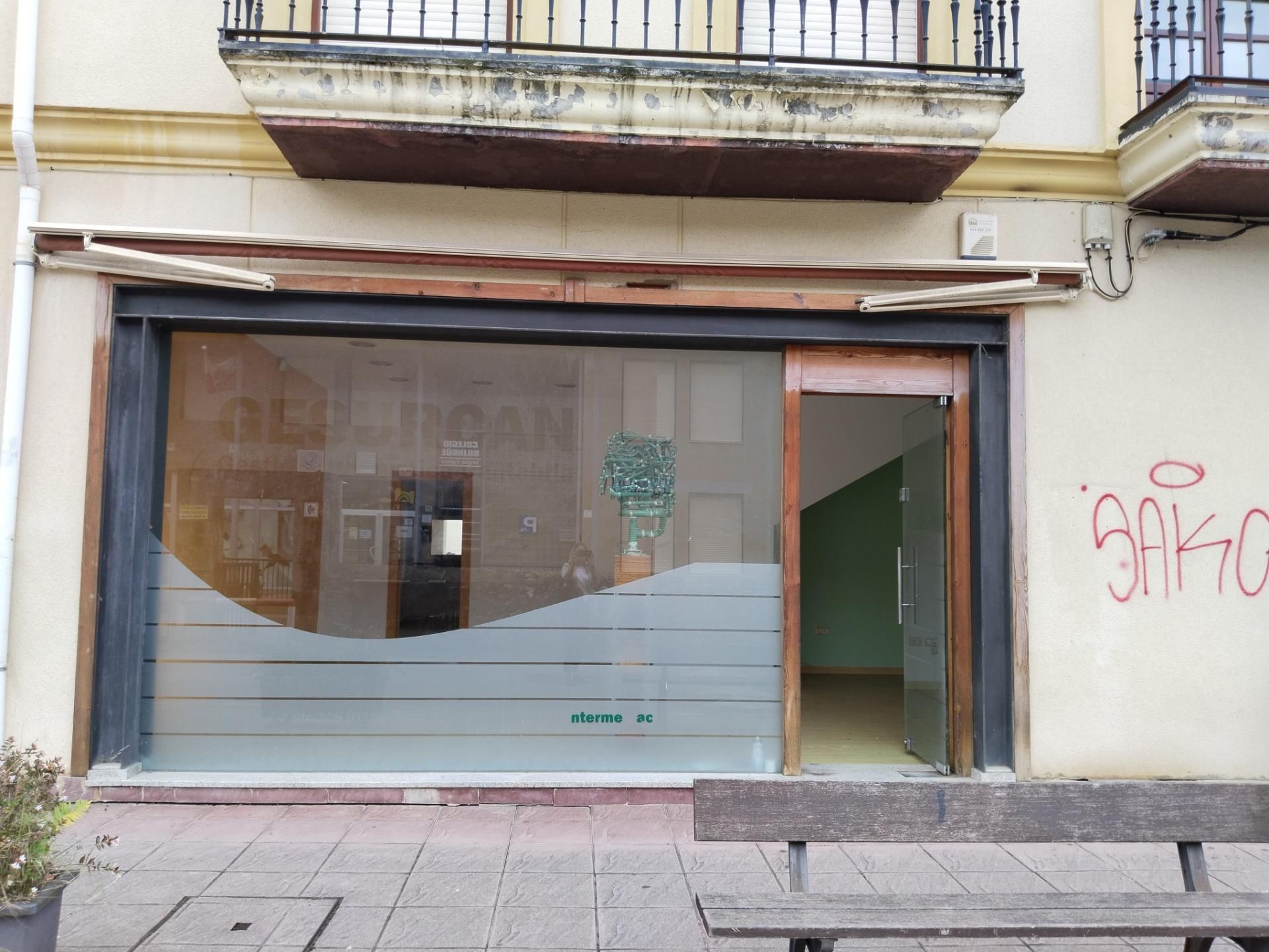 Local de lloguer en Cartes