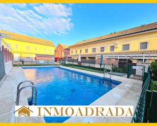 Swimming pool of Single-family semi-detached for sale in La Adrada   with Air Conditioner, Heating and Private garden