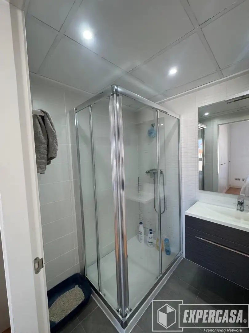 Baño de Piso en venta en Beniparrell con Aire acondicionado, Parquet y Amueblado