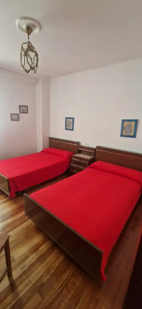 Habitación de Piso de alquiler en Tapia de Casariego con Amueblado, Horno y Lavadora