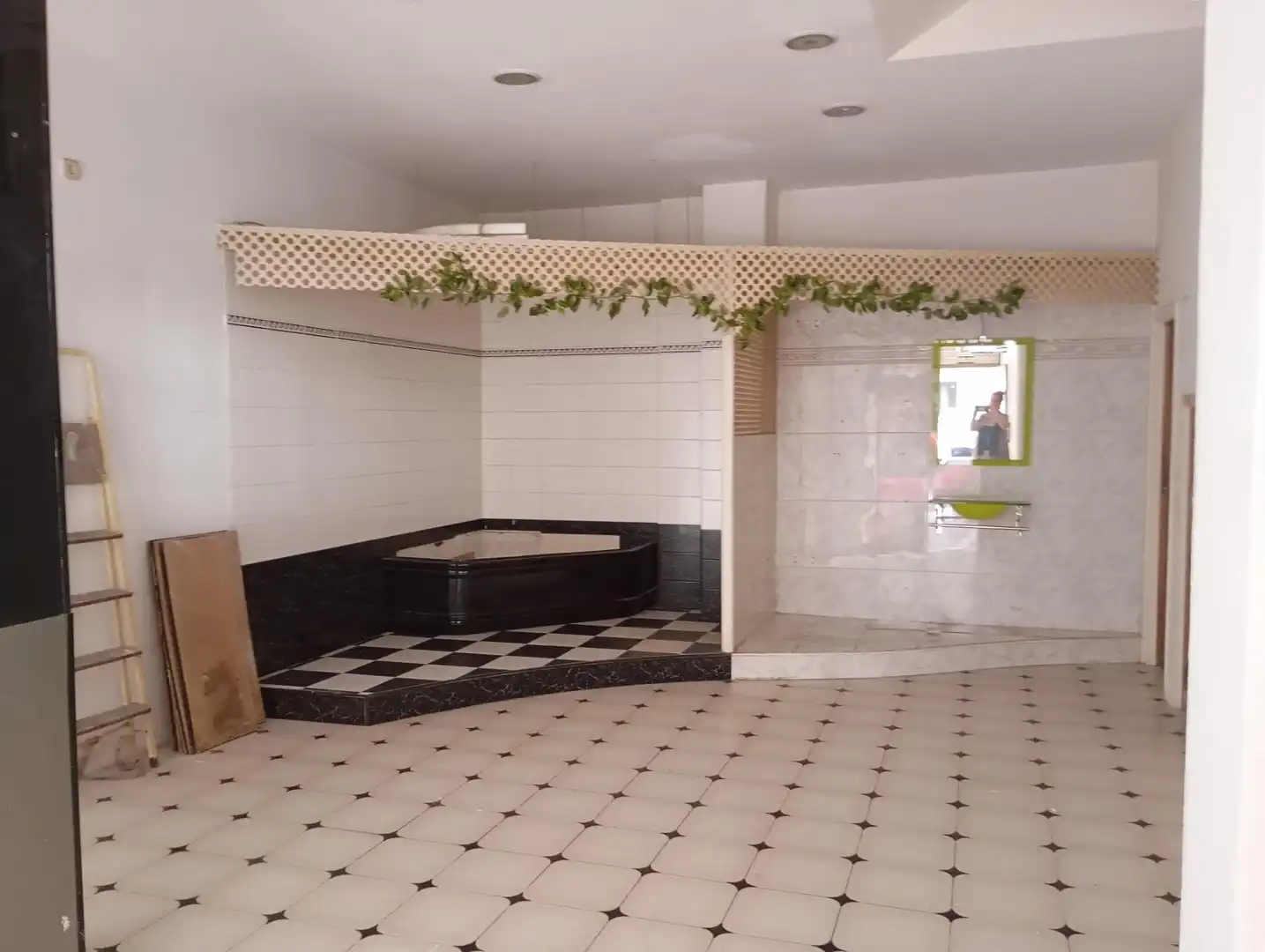 Local comercial en venda a Sur, imagen 2