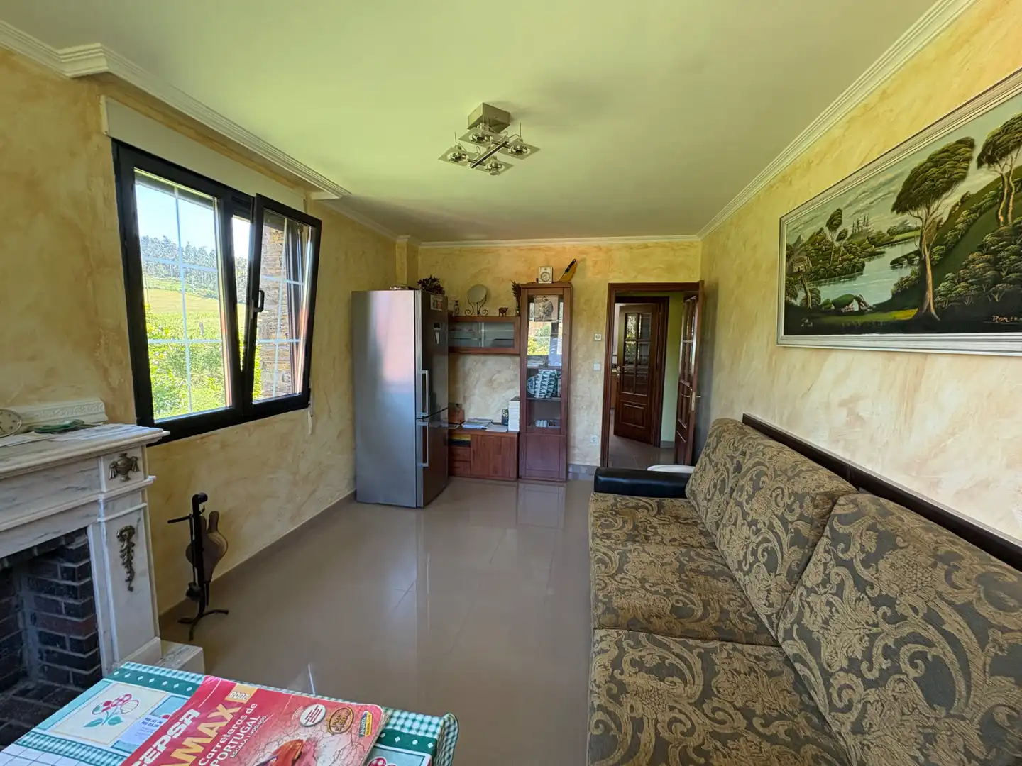 Sala de estar de Casa o chalet en venta en Cedeira con Calefacción, Jardín privado y Horno