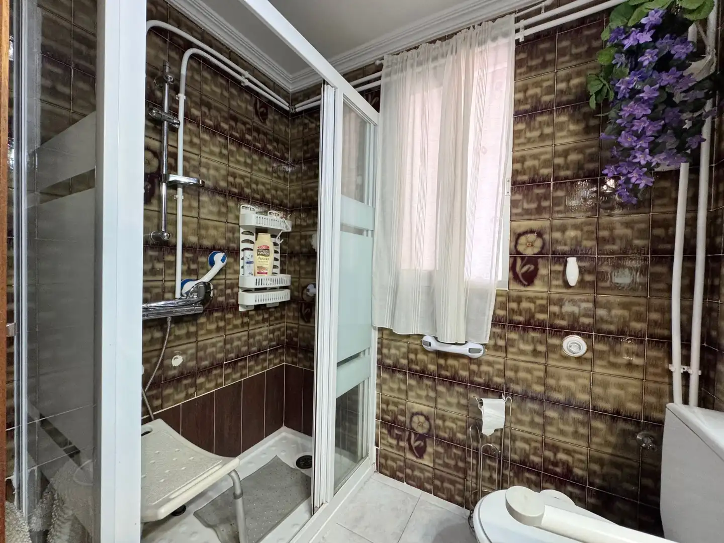 Baño de Piso en venta en Cáceres con Aire acondicionado, Terraza y Amueblado