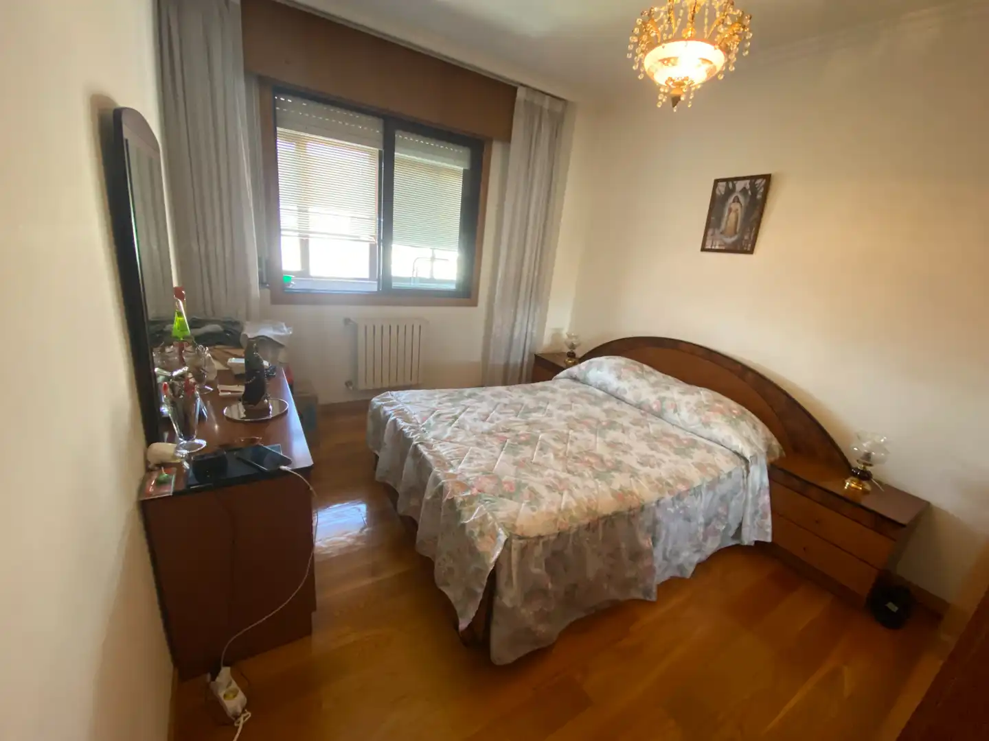 Habitación de Apartamento en venta en Vigo  con Calefacción, Parquet y Trastero