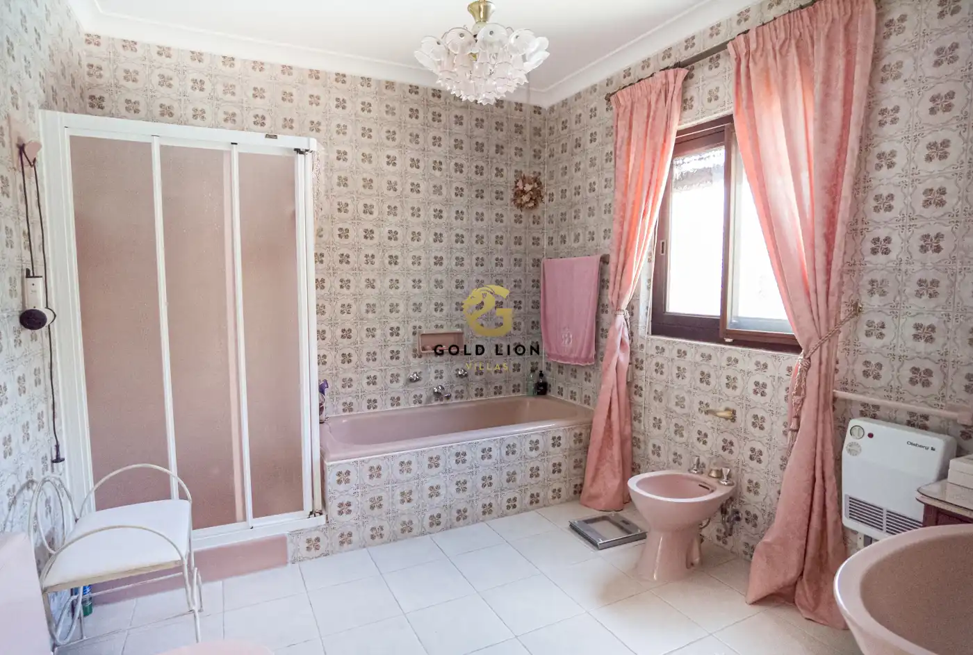 Bathroom of Houses for sale in Dénia  with Air Conditioner, Heating and Private garden