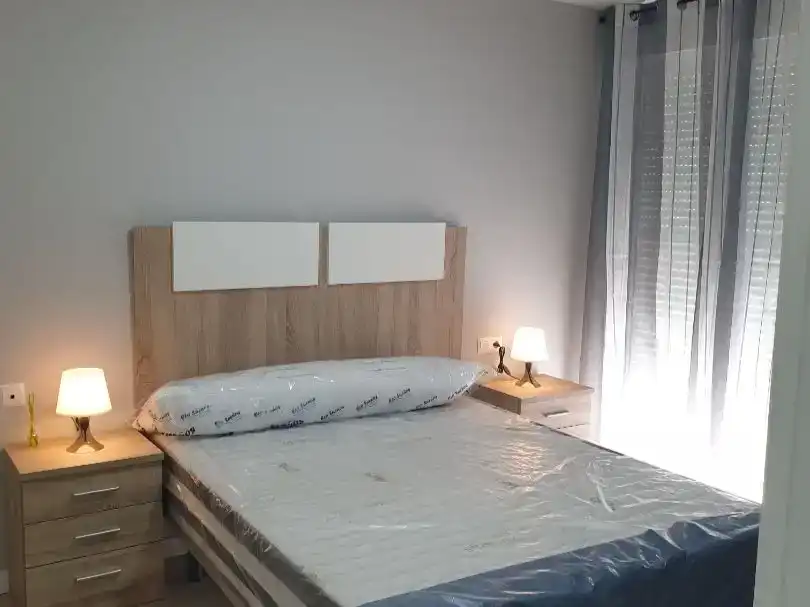 Habitación de Piso de alquiler en Almendralejo con Aire acondicionado, Amueblado y Balcón