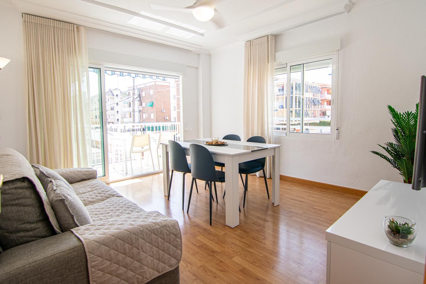 Bedroom of Flat for sale in Santa Pola  with Air Conditioner, Terrace and Furnished