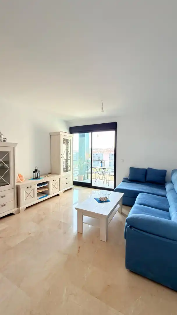 Piso con terraza en venta en Calle Granja de Rocamora, imagen 3