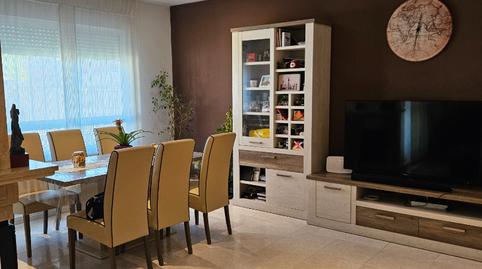 Foto 2 de Casa o xalet en venda a Calle Fuentesaúco, El Arroyo - La Fuente, Madrid