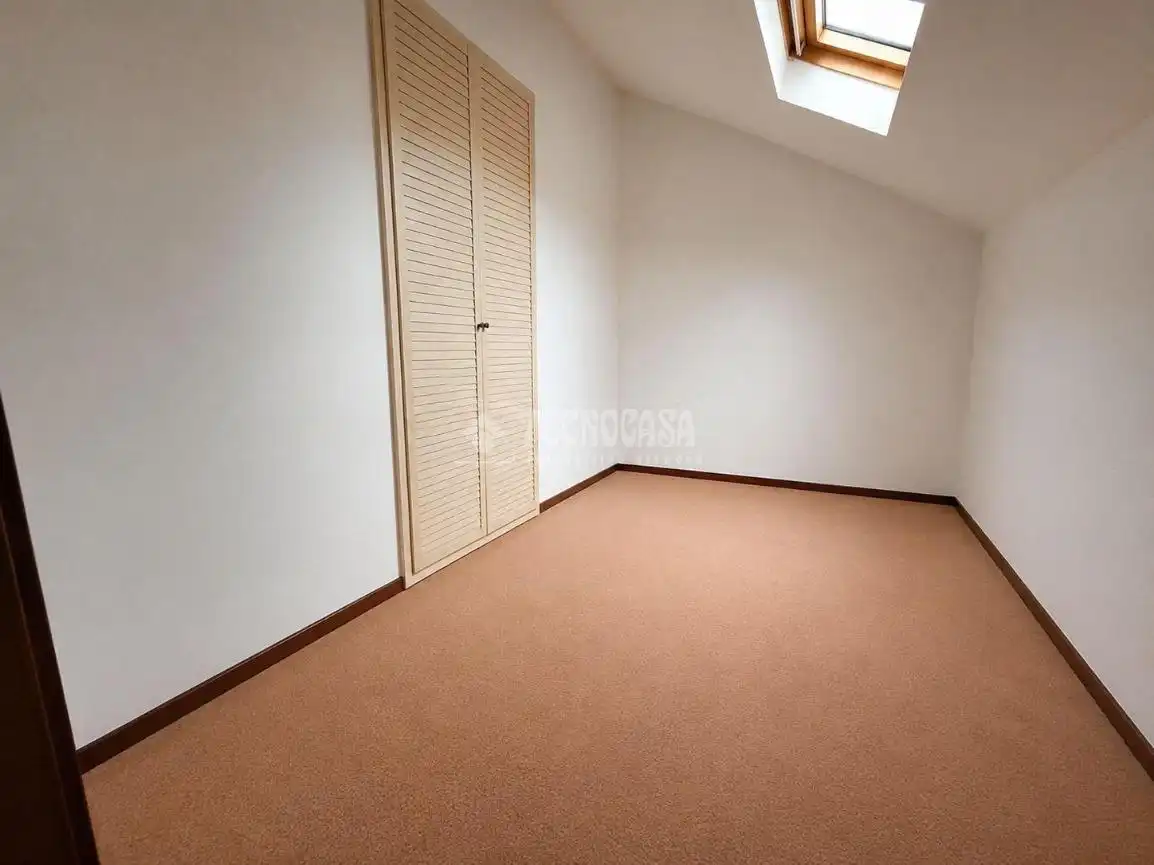 Bedroom of Flat for sale in Pinto  with Air Conditioner, Terrace and Balcony