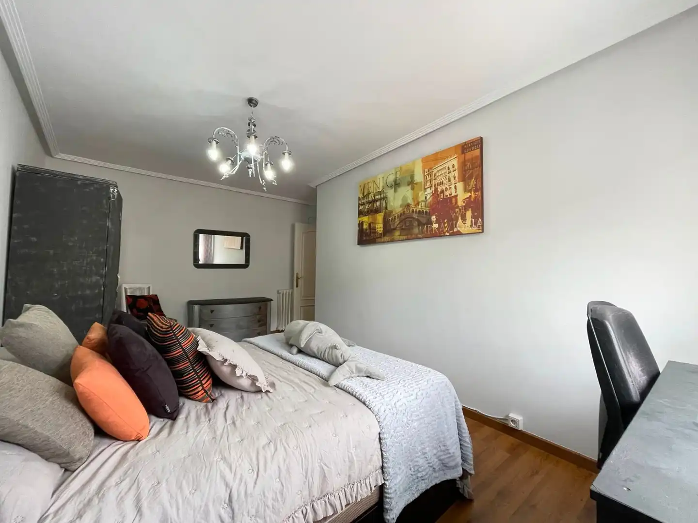 Habitación de Piso en venta en Ponferrada con Calefacción, Terraza y Trastero