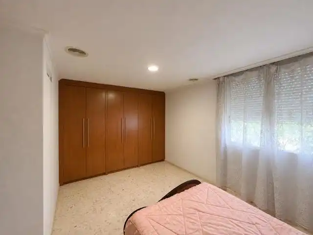 Reihenhaus mit Pool zum Verkauf in Calle de Josefina Manresa, imagen 8