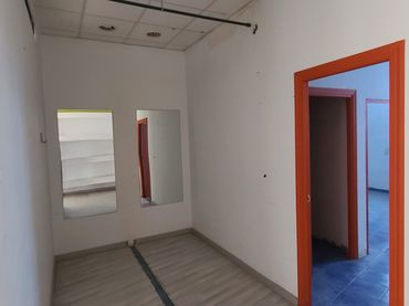 Local comercial de lloguer a Centro