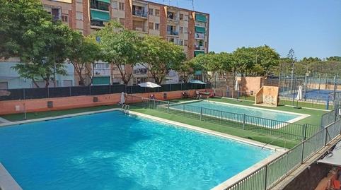 Photo 2 of Flat for sale in Avenida 3 de Abril de 1979, Haygon - Universidad, Alicante