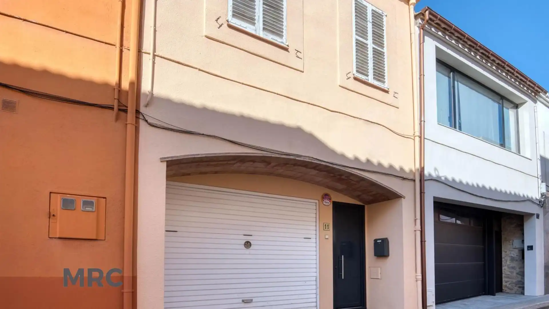 Vista exterior de Casa adosada en venda en Palafrugell amb Calefacció i Terrassa