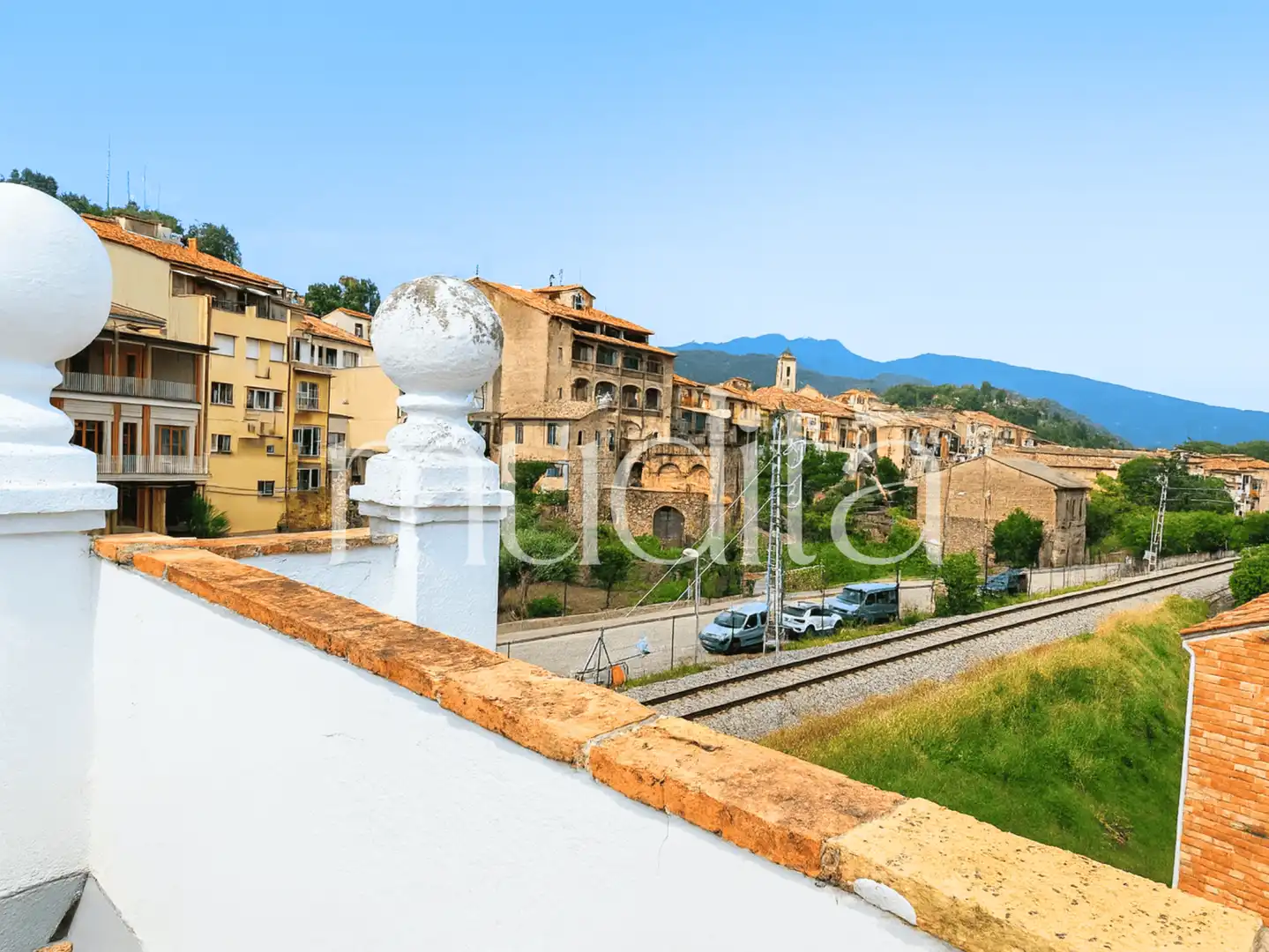 Vista exterior de Casa adosada en venda en Sant Quirze de Besora amb Calefacció, Terrassa i Traster