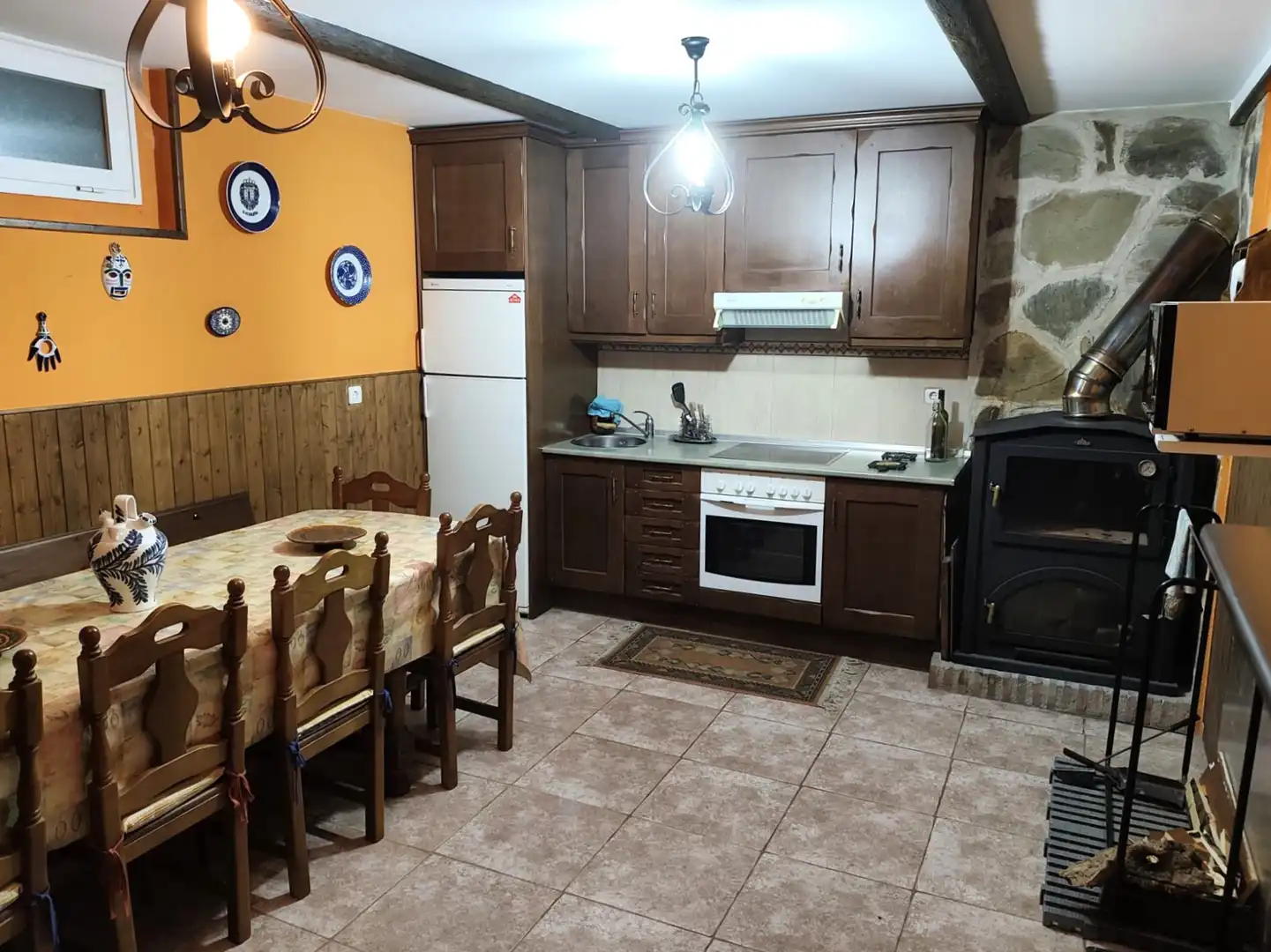 Cocina de Casa adosada en venta en Zarratón con Calefacción, Terraza y Amueblado