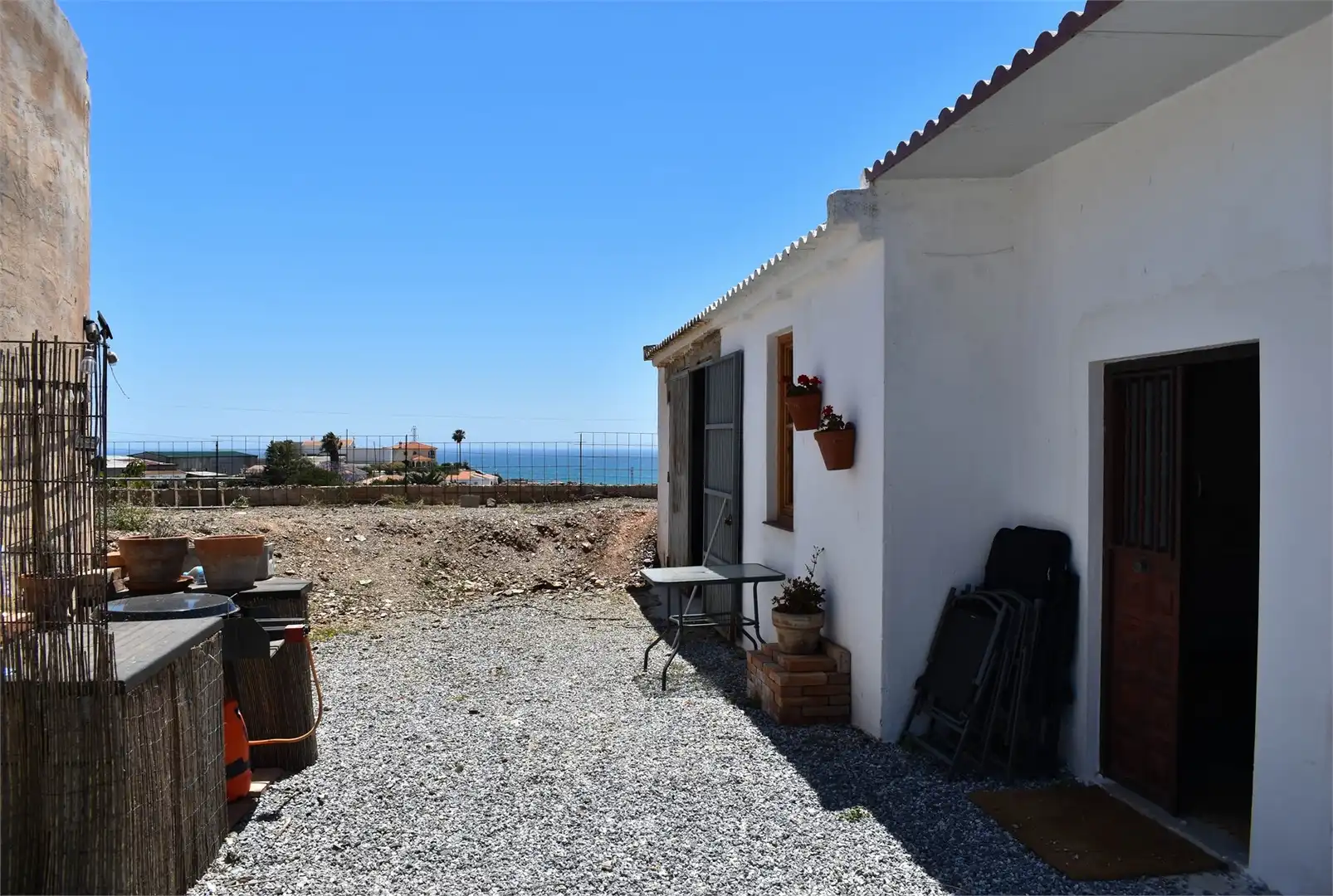 Exterior view of Country homes for sale in Vélez-Málaga