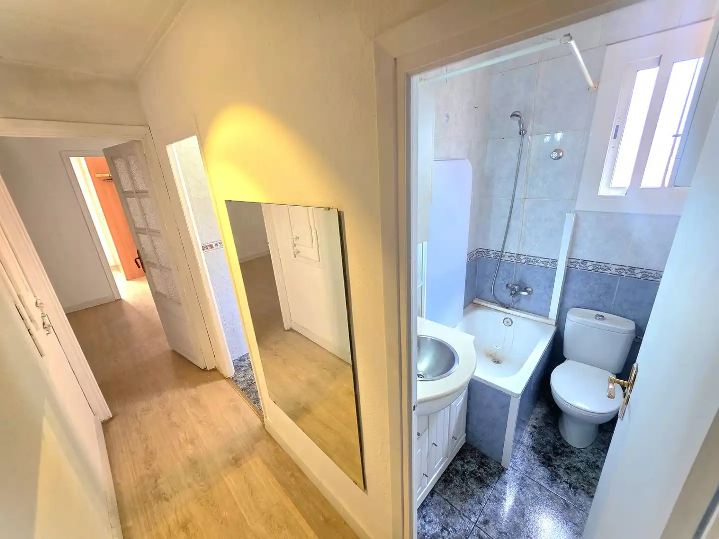 Piso con terraza en venta en Rambla de Badal, imagen 5